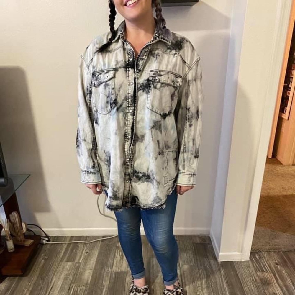 BLEACHED DENIM TOP